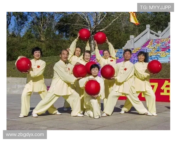 天下收藏：寻觅千年遗韵，点亮生活雅趣